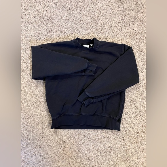 Aritzia Perfect Fit Sweatfleece Terry Sweatshirt - Sz S 🔥 - Picture 2 of 6